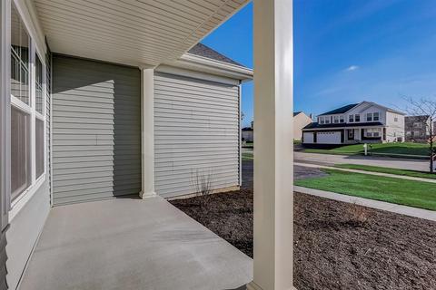 635 Walnut Ave, Maple Park, IL 60151 photo 8