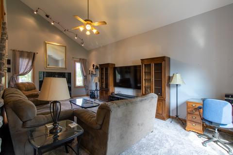711 Macgregor Rd, Lockport, IL 60441 photo 4