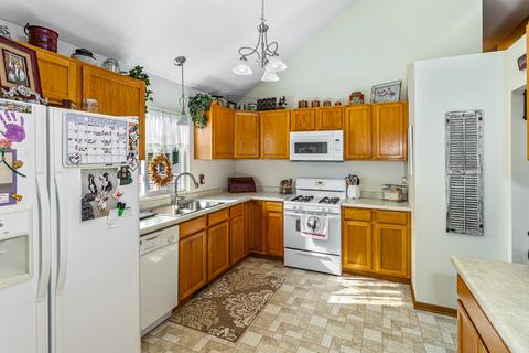 1901 Eagle Dr, Morris, IL 60450 photo 13