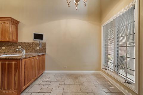 116 E Knighton Pl, Elmhurst, IL 60126 photo 23