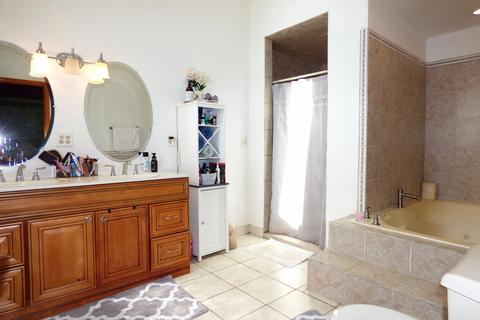 6073 S 75th Ct, Summit, IL 60501 photo 13