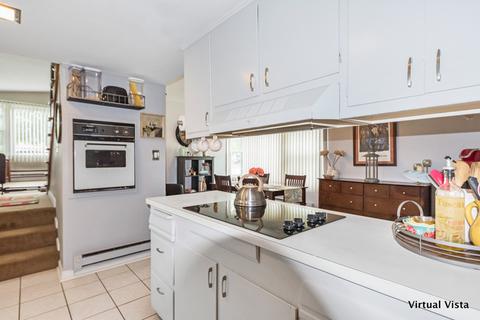 3044 S 24th Ave, Broadview, IL 60155 photo 4