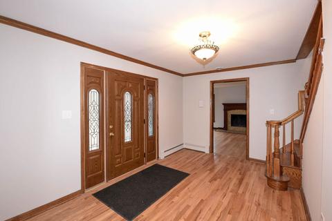 1301 Miller Rd, Mchenry, IL 60051 photo 4