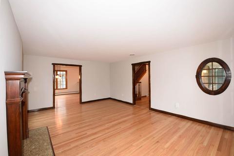 1301 Miller Rd, Mchenry, IL 60051 photo 7