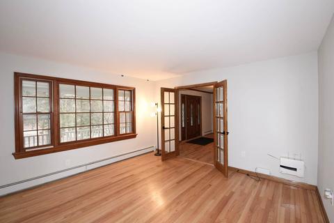 1301 Miller Rd, Mchenry, IL 60051 photo 9