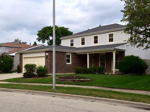 685 Randi Ln, Hoffman Estates, IL 60169 photo 2