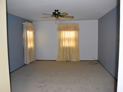 685 Randi Ln, Hoffman Estates, IL 60169 photo 17