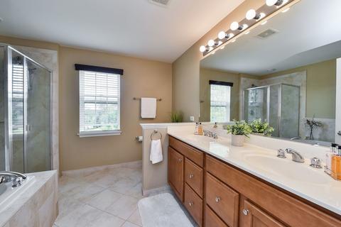 1132 Falcon Ridge Dr, Elgin, IL 60123 photo 14