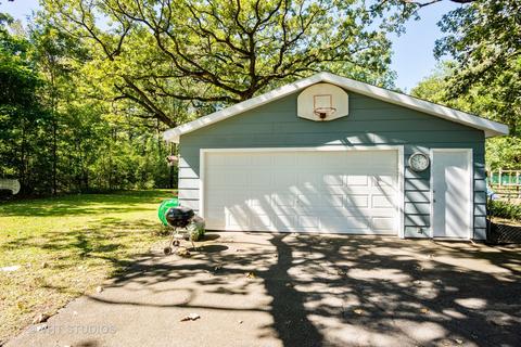 1805 Richton Rd, Steger, IL 60475 photo 15