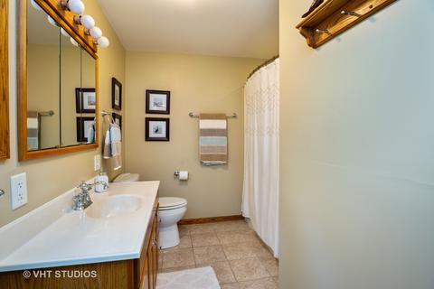 1805 Richton Rd, Steger, IL 60475 photo 12