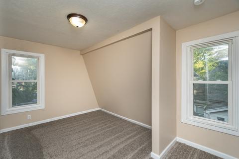 503 Scott St W, Bloomington, IL 61701 photo 9