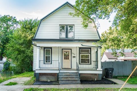503 Scott St W, Bloomington, IL 61701 photo 1