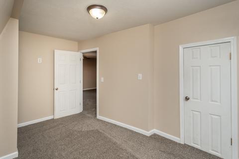 503 Scott St W, Bloomington, IL 61701 photo 10