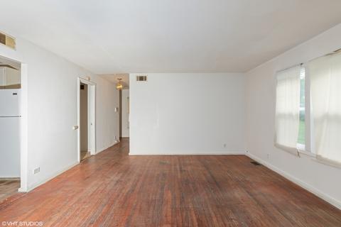 16243 Winchester Ave, Markham, IL 60428 photo 4