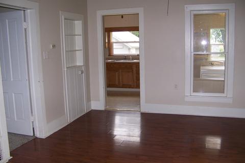 412 2nd St, Anchor, IL 61720 photo 6