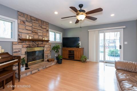 570 Lafayette Ln, Hoffman Estates, IL 60169 photo 6