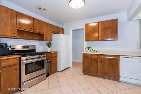 570 Lafayette Ln, Hoffman Estates, IL 60169 photo 9