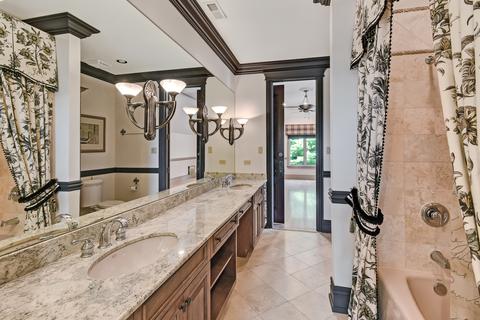 9286 Falling Waters E Dr, Burr Ridge, IL 60527 photo 32