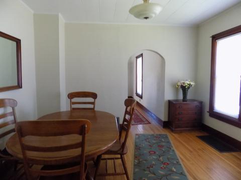 34 Mckinley Ave, Steger, IL 60475 photo 4