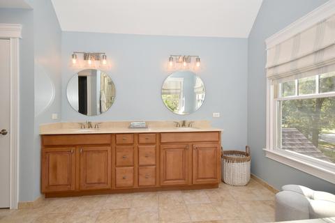 249 E Saint Charles Rd, Elmhurst, IL 60126 photo 28