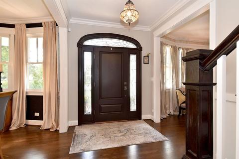 249 E Saint Charles Rd, Elmhurst, IL 60126 photo 7
