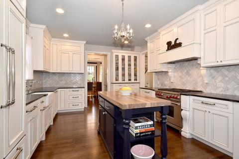 249 E Saint Charles Rd, Elmhurst, IL 60126 photo 14