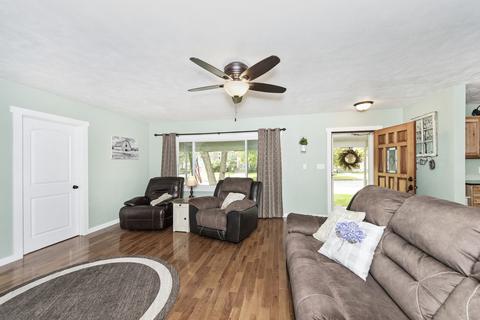 258 E Fifth St, Minonk, IL 61760 photo 4