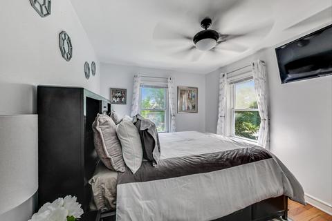 11014 S Artesian Ave, Chicago, IL 60655 photo 10
