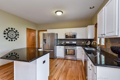 2592 Harlstone Dr, Aurora, IL 60502 photo 6