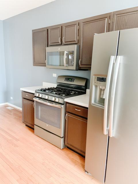 227 Grandview Ct, Algonquin, IL 60102 photo 4