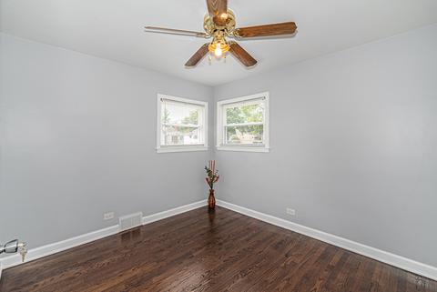 1084 E Algonquin Rd, Des Plaines, IL 60016 photo 11