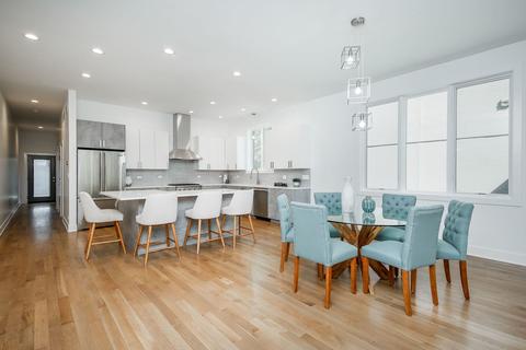 1338 N Artesian Ave, Chicago, IL 60622 photo 4
