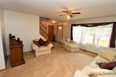 5419 Isabel Ct, Plainfield, IL 60586 photo 4