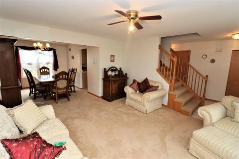 5419 Isabel Ct, Plainfield, IL 60586 photo 3