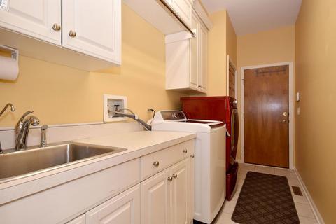 10 Union Cir, Wheaton, IL 60187 photo 10