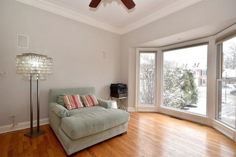 10 Union Cir, Wheaton, IL 60187 photo 5