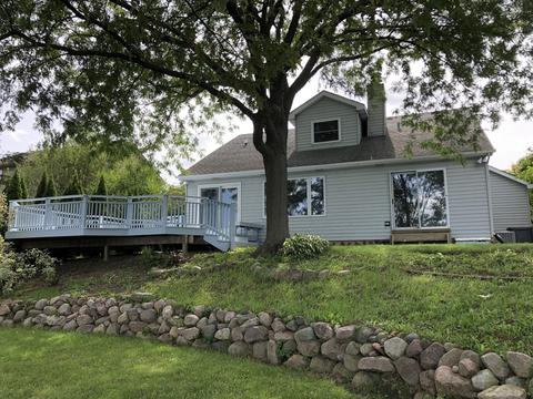 2178 High Point Dr, Lindenhurst, IL 60046 photo 1