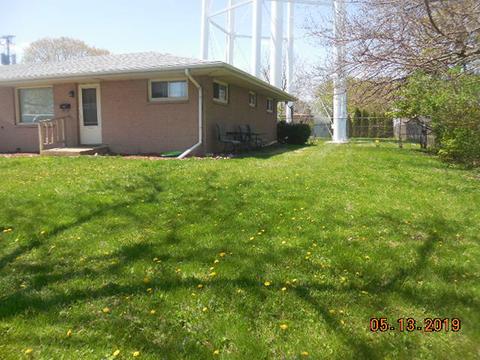 1112 E 2nd St, Belvidere, IL 61008 photo 3