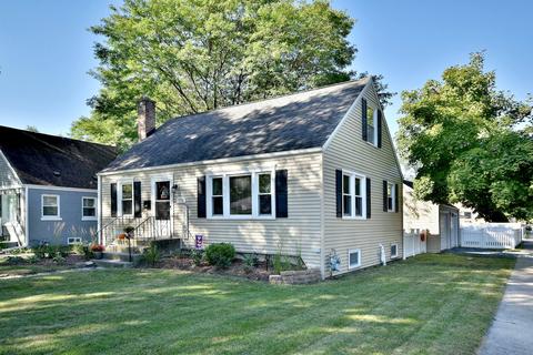 776 S Spring Rd, Elmhurst, IL 60126 photo 2