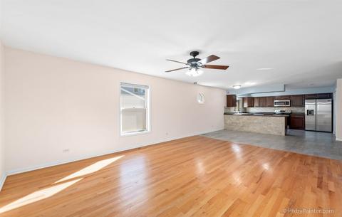 620 N Airlite St, Elgin, IL 60123 photo 14