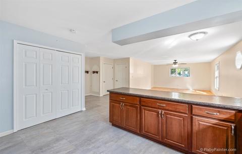 620 N Airlite St, Elgin, IL 60123 photo 18