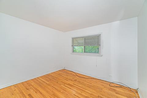 8806 Dee Rd, Des Plaines, IL 60016 photo 11