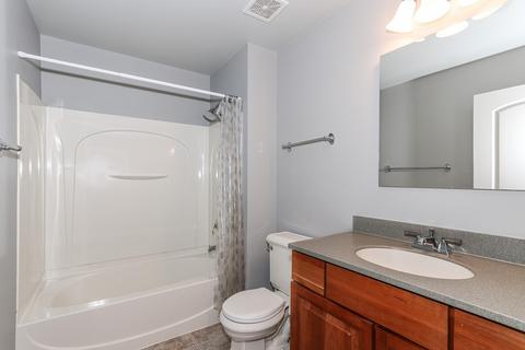 334 S Prospect Ave, Bartlett, IL 60103 photo 17
