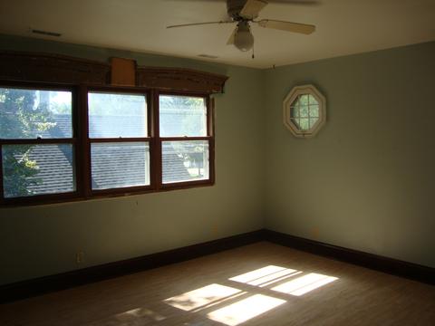 365 Silver St, Elgin, IL 60123 photo 12