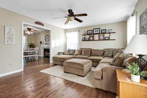 537 6th Ave, Marengo, IL 60152 photo 2