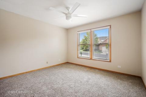 2557 Windrush Ln, Northbrook, IL 60062 photo 10