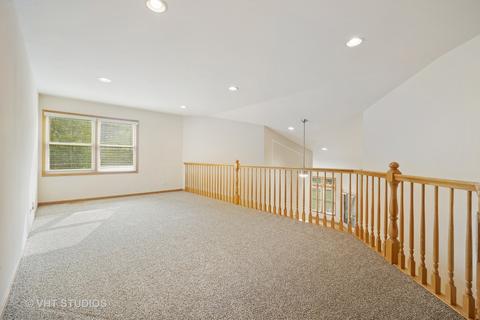 2557 Windrush Ln, Northbrook, IL 60062 photo 14