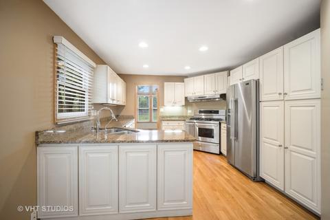 2557 Windrush Ln, Northbrook, IL 60062 photo 6