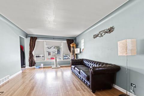 1731 Greenleaf Ave, Des Plaines, IL 60018 photo 2