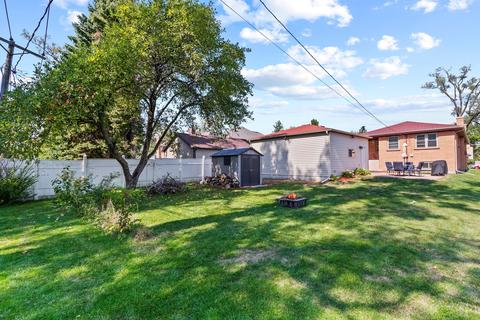 1731 Greenleaf Ave, Des Plaines, IL 60018 photo 17